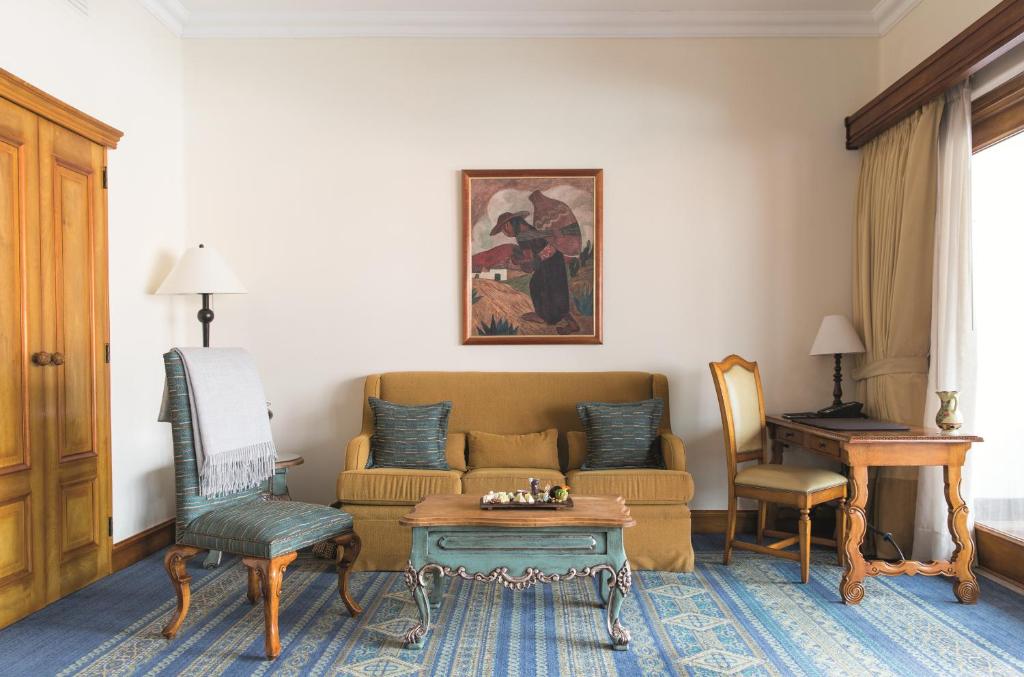 Posezení v ubytování Palacio Nazarenas, A Belmond Hotel, Cusco