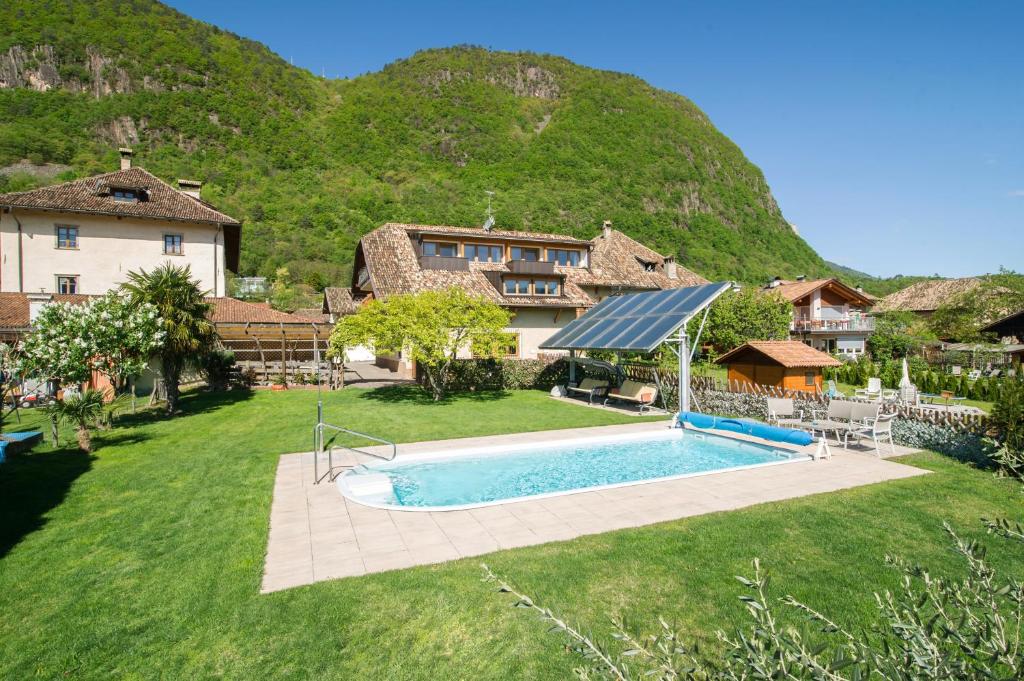 Bazén v ubytování Garni Gartenheim nebo v jeho okolí