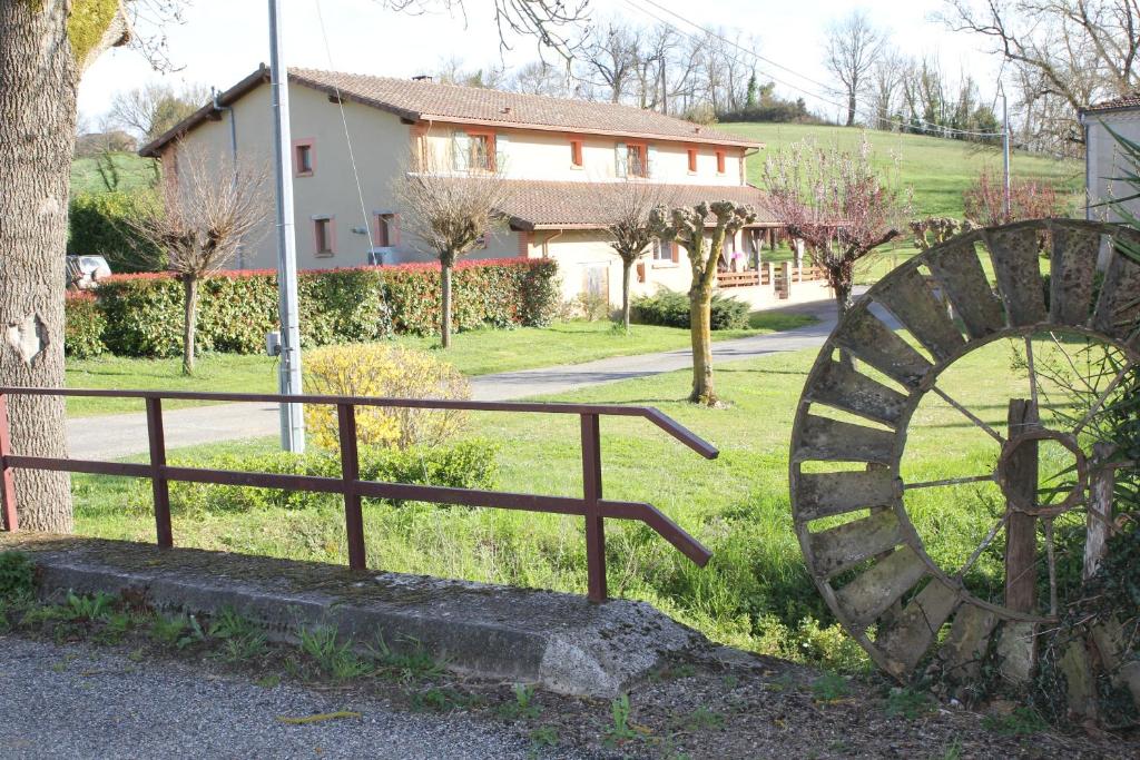 Zahrada ubytování Chambre d'Hôtes Le Moulin d'Encor