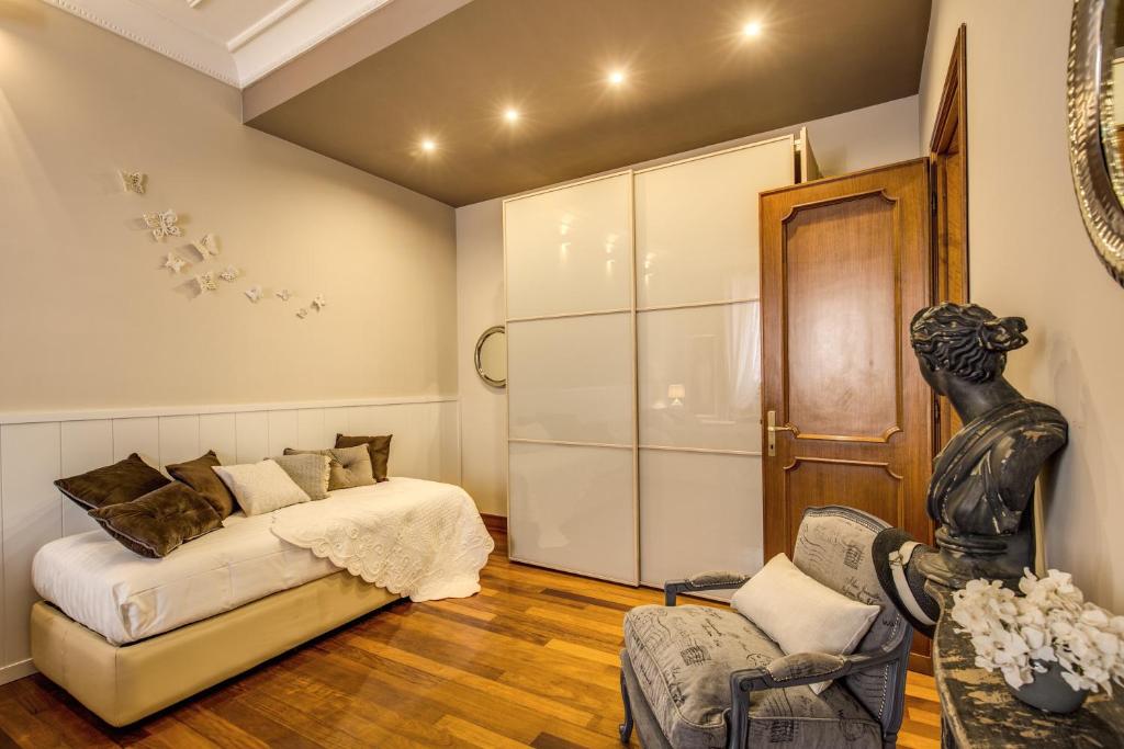 Predel za sedenje v nastanitvi Spanish Steps Miracle Suite