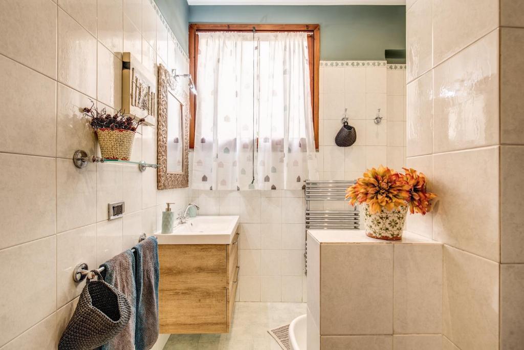 Kopalnica v nastanitvi Spanish Steps Miracle Suite