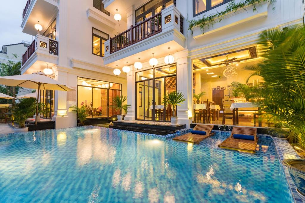 Gallery image of Hoi An Discovery Villa in Hoi An
