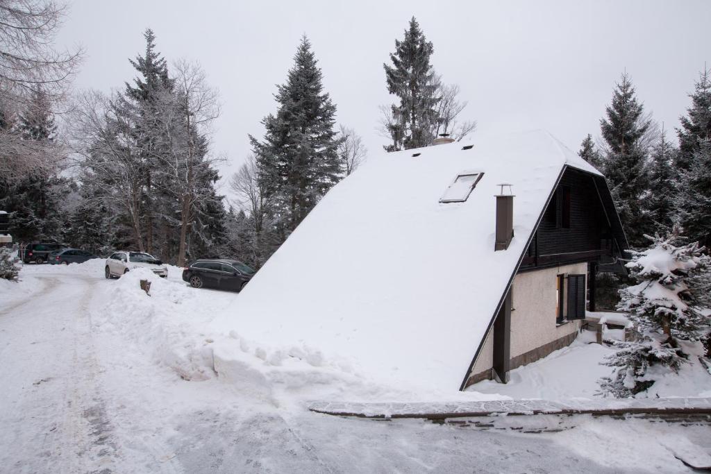 Rogla Chalet Urska v zimě