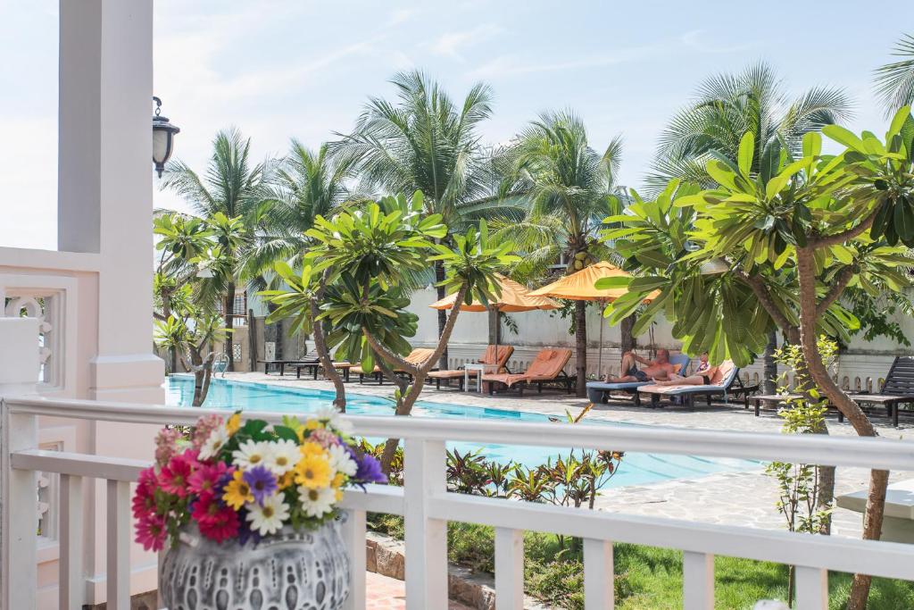 Hồ bơi trong/gần Grace Boutique Resort
