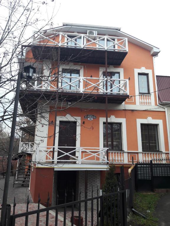 Budova, kde se hostel nachází