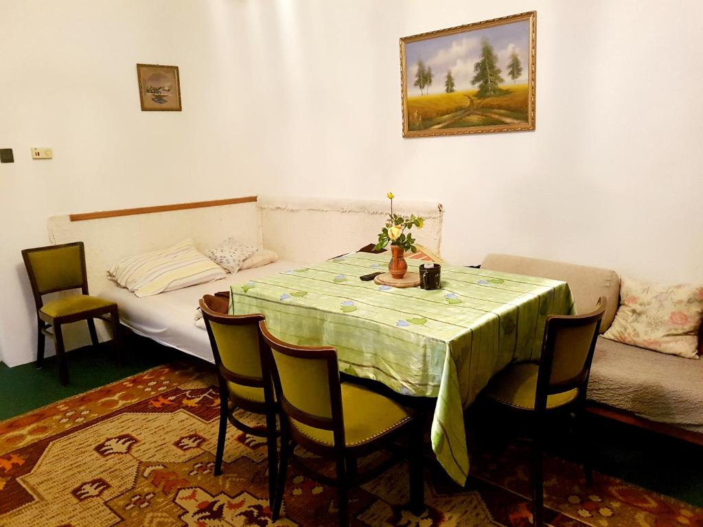 Postel nebo postele na pokoji v ubytování Kúti Vendégház