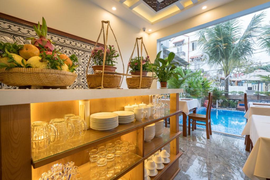 Bazén v ubytování Hoi An Discovery Villa nebo v jeho okolí