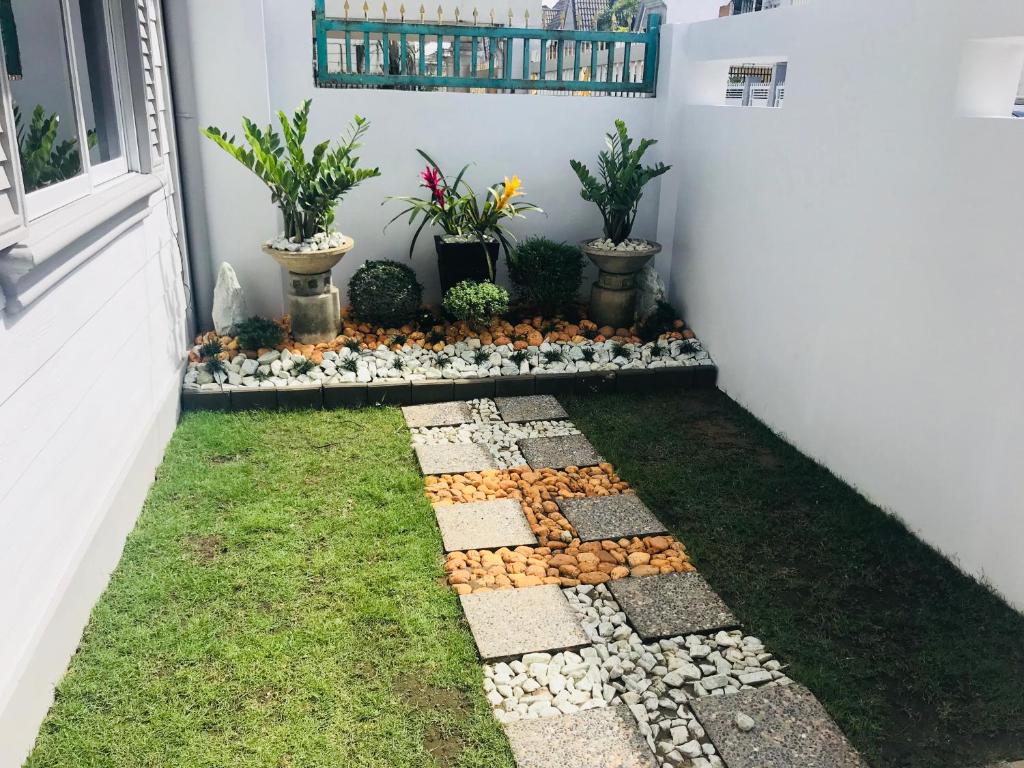 Zahrada ubytování Hillary Timog Park Homes