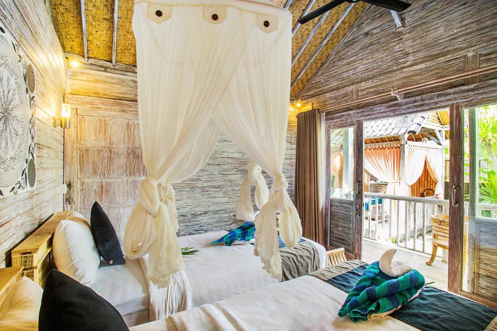 The Syron Huts Lembongan - 19