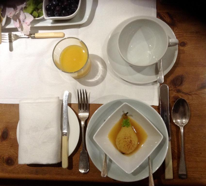 Waterside Cottage Bed and Breakfast 6