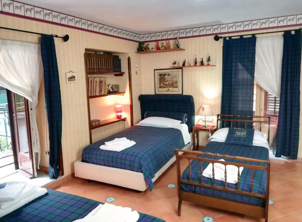 Vittorio Emanuele Rooms di Prinzi - Quadruple Room With Private Bathroom