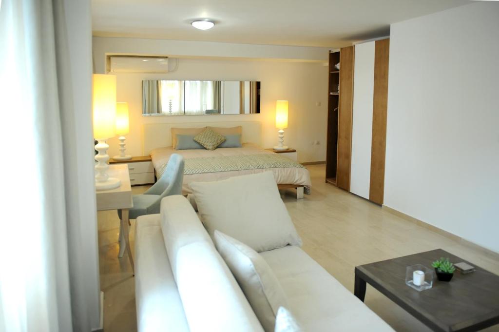 GreeceRent - ELEGANT Center - Apartment