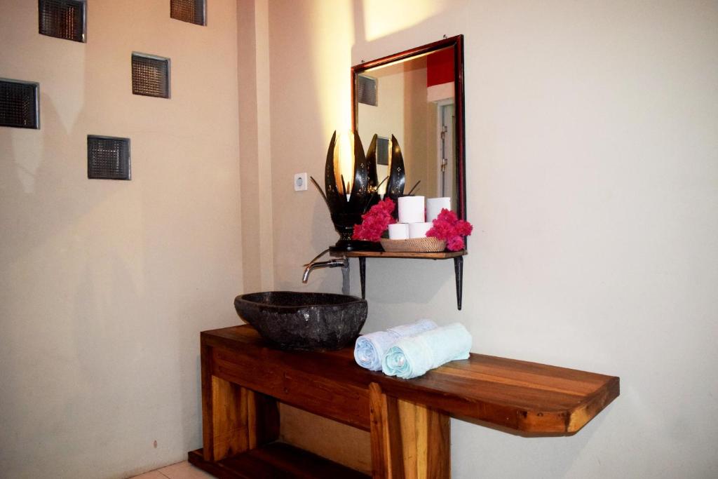 Panda Cottage - Single Bed In Male Dormitory Room