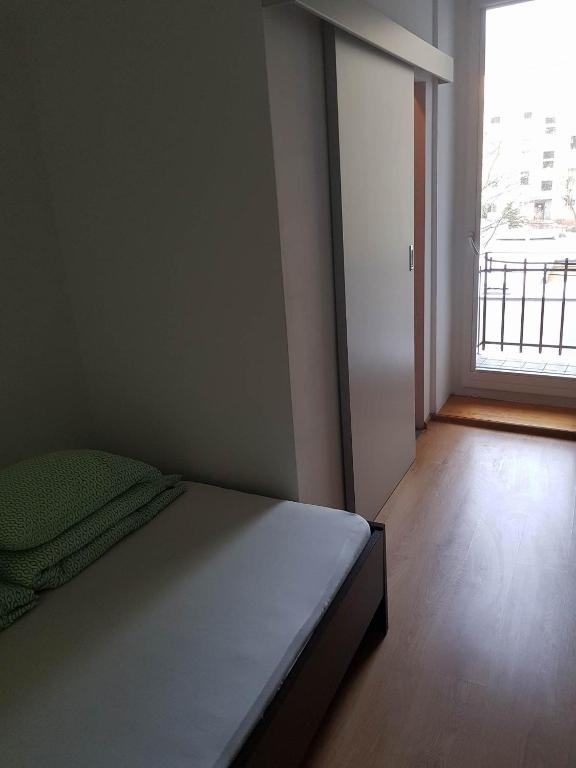 Postel nebo postele na pokoji v ubytování Lux Hostel - z prywatnymi łazienkami