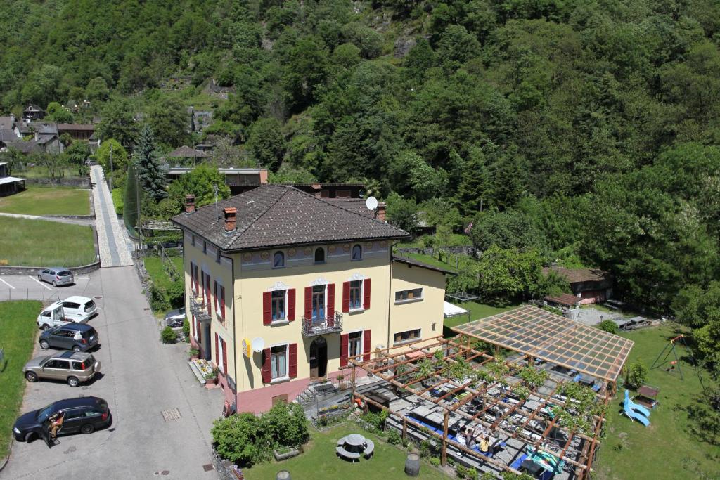 El edificio en el que está la posada