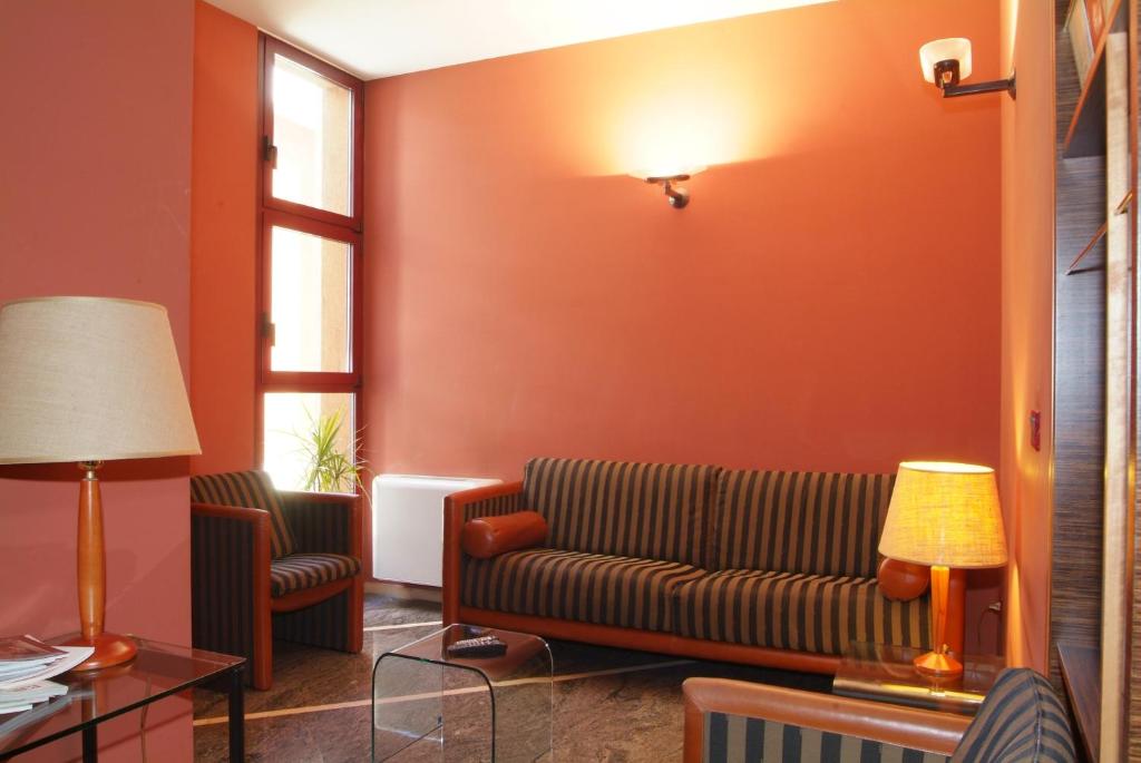 Hotel Maxim - Resim 37