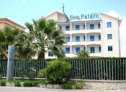 Fotografie z fotogalerie ubytování Sea Palace Hotel v destinaci Marina di Fuscaldo
