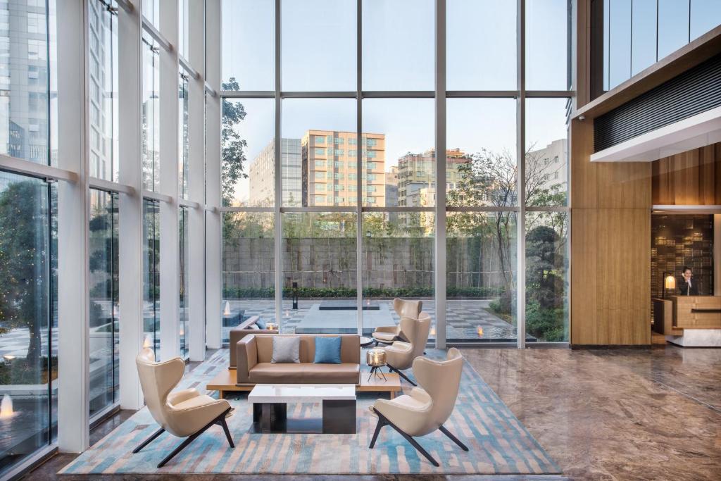 Posezení v ubytování Fairfield by Marriott Dongguan Changping