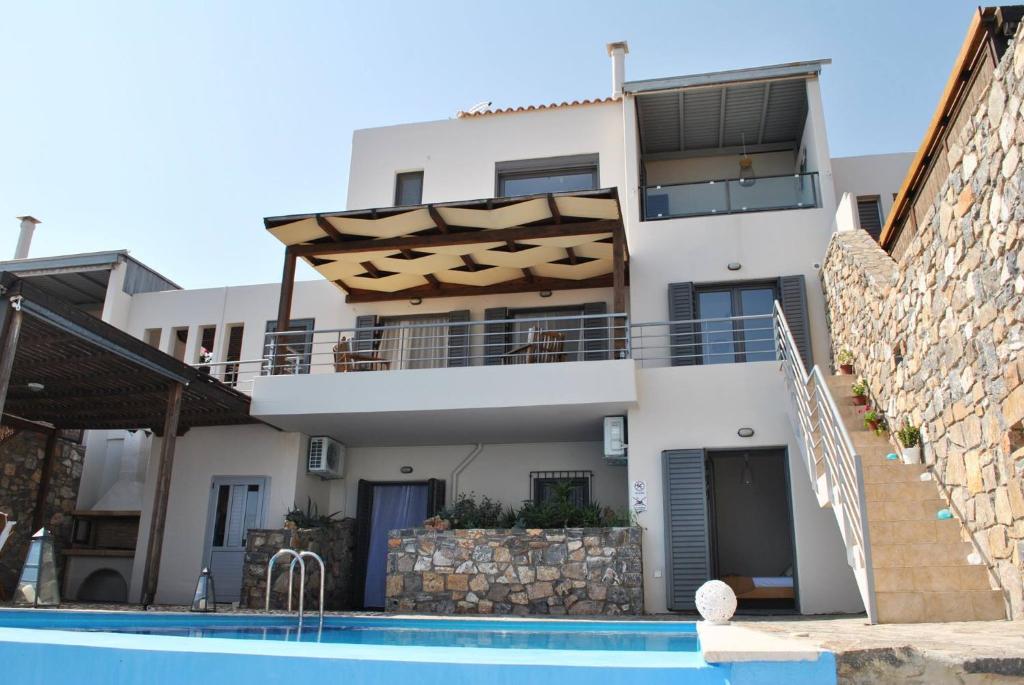 Bazén v ubytovaní Elounda Sunrise Villa alebo v jeho blízkosti