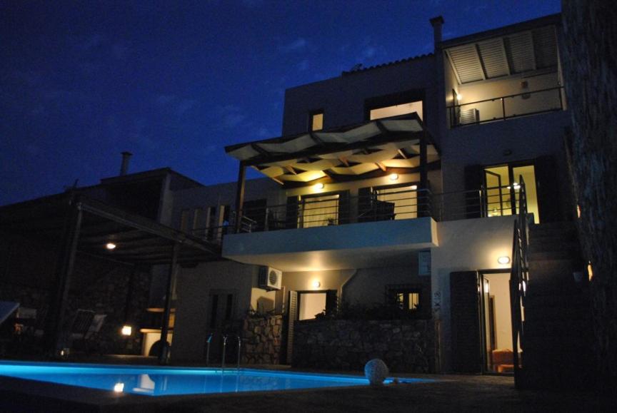 Bazén v ubytovaní Elounda Sunrise Villa alebo v jeho blízkosti