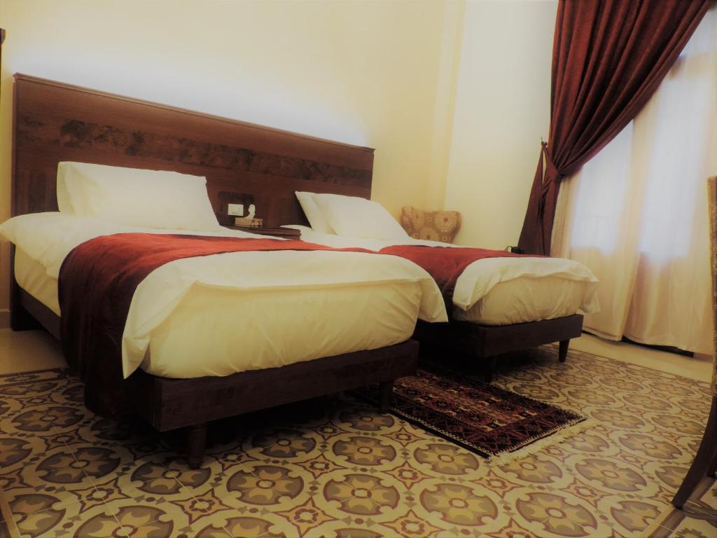 La Place Hotel - 