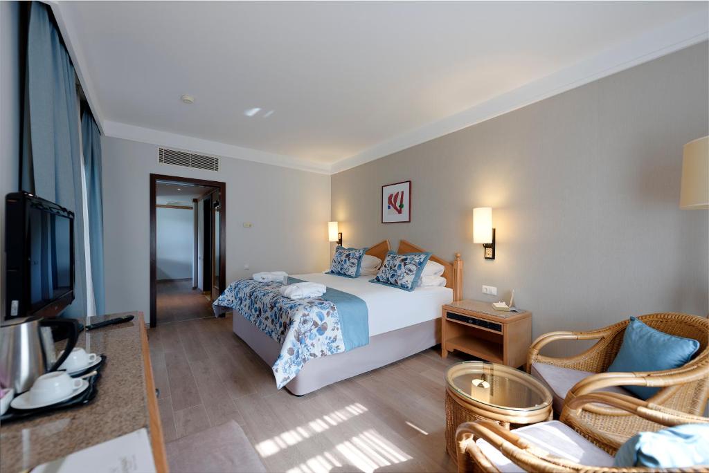 Xanadu Resort - High Class All Inclusive - Bungalow Family Room With 1 Bathroom (4 Adults + 1 Child)