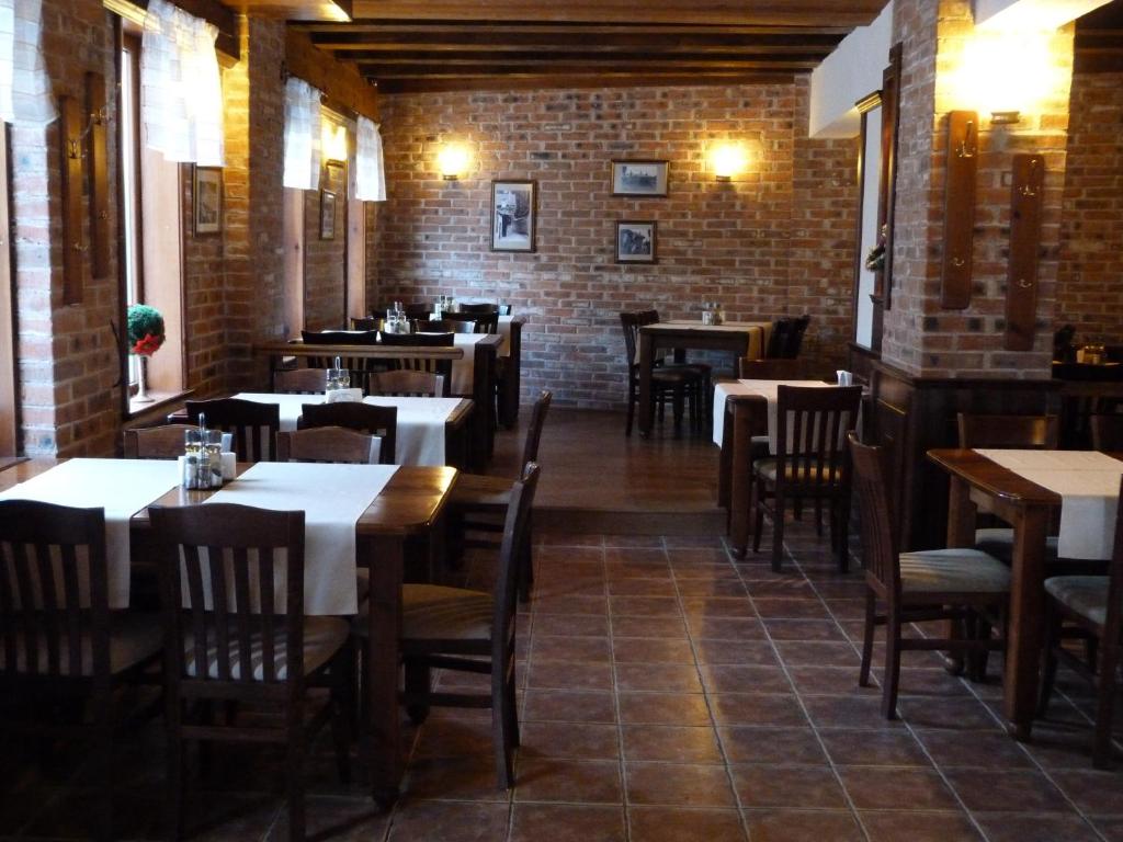 Restaurace v ubytování Family Hotel Lazur