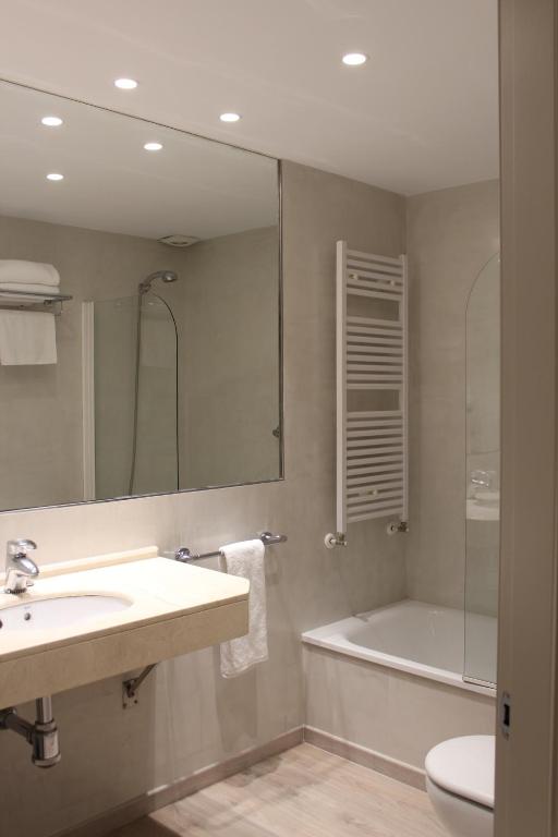 Koupelna v ubytování Hotel Carreño