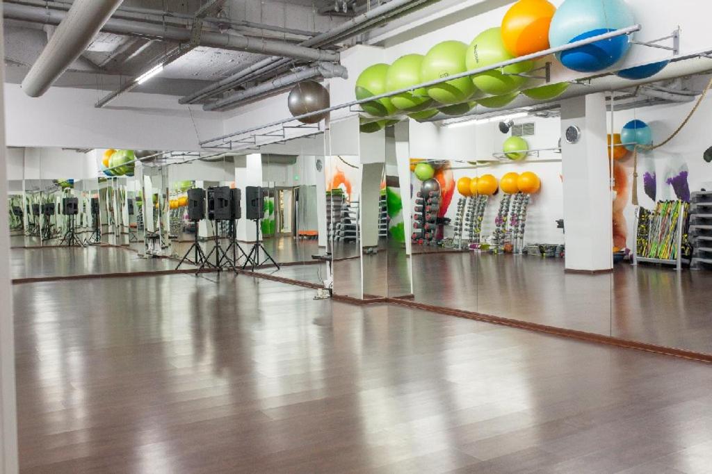 Gimnasio o instalaciones de fitness de Hotel Moldova