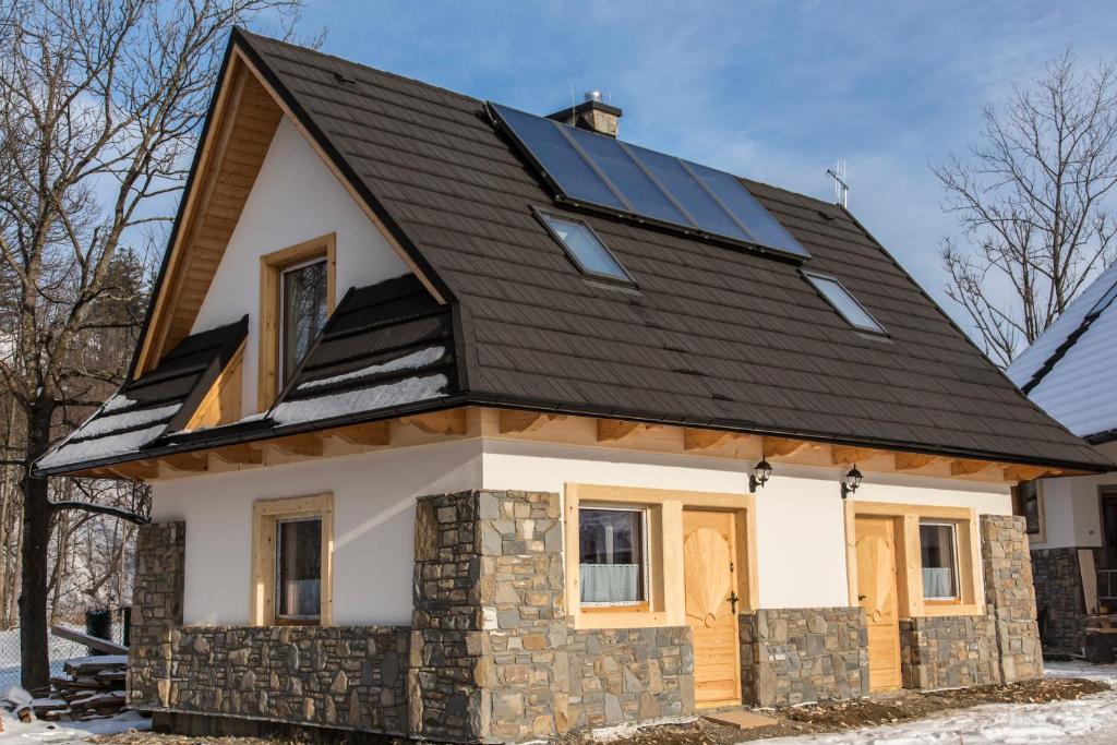 Budova, v ktorej sa horská chata nachádza