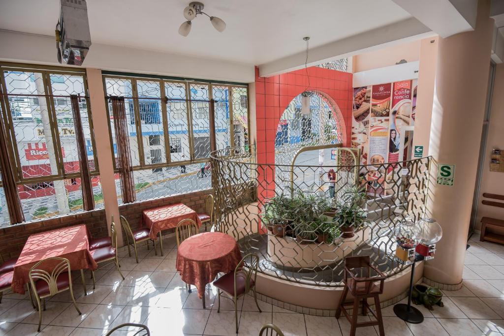 Posezení v ubytování Amazonia Siu Hostal