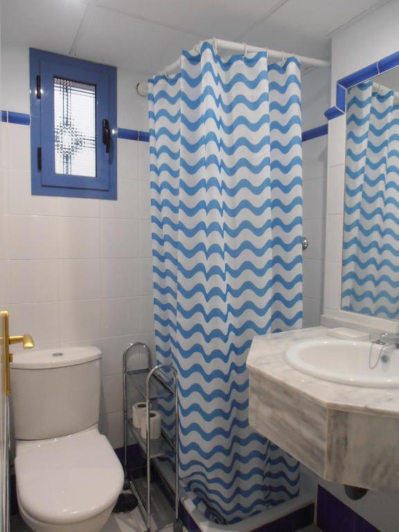 Zdjęcie z galerii obiektu Balandro Apartment w Almuñécar