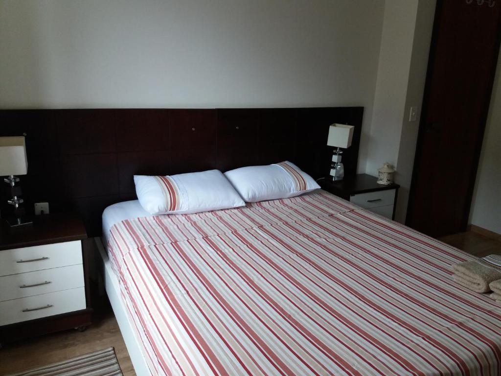  Sobrado Triplex Em Curitiba