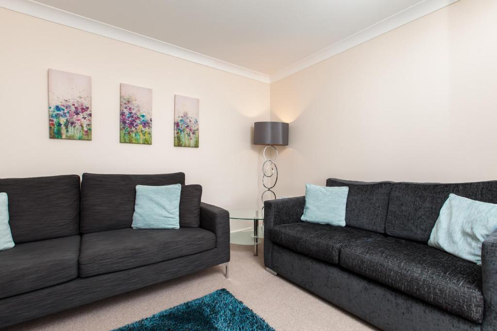 Posezení v ubytování Dunfermline - Premium Two Bedroom Apartment - KW