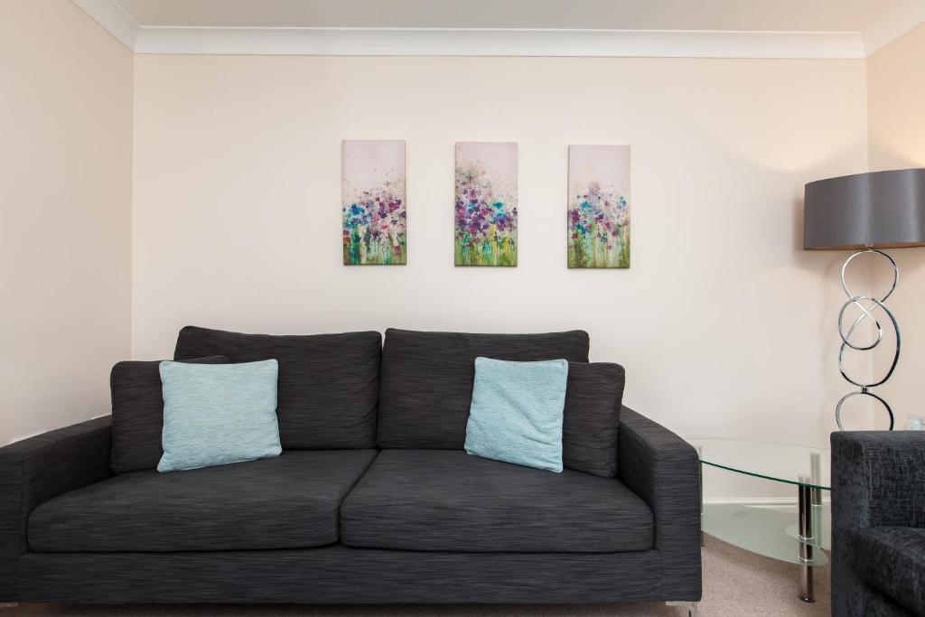 Posezení v ubytování Dunfermline - Premium Two Bedroom Apartment - KW