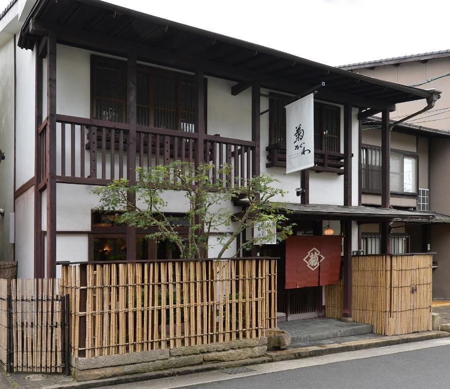旅館が所在する建物