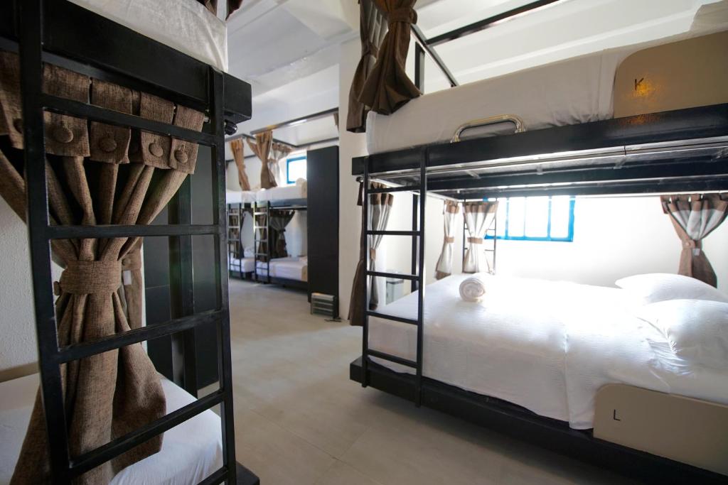 Hop Hostel 5