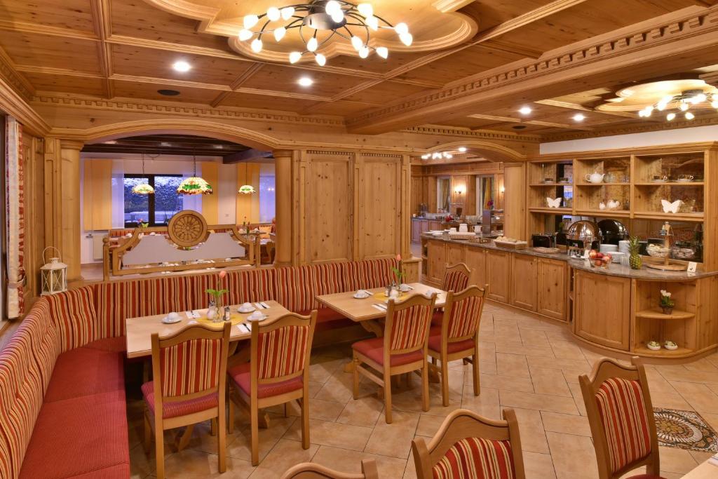 Restaurace v ubytování Hotel Wender