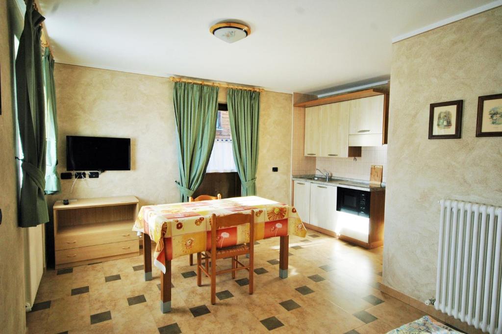 Chalet Li Baita Genny - Studio Mit Balkon Und Bergblick