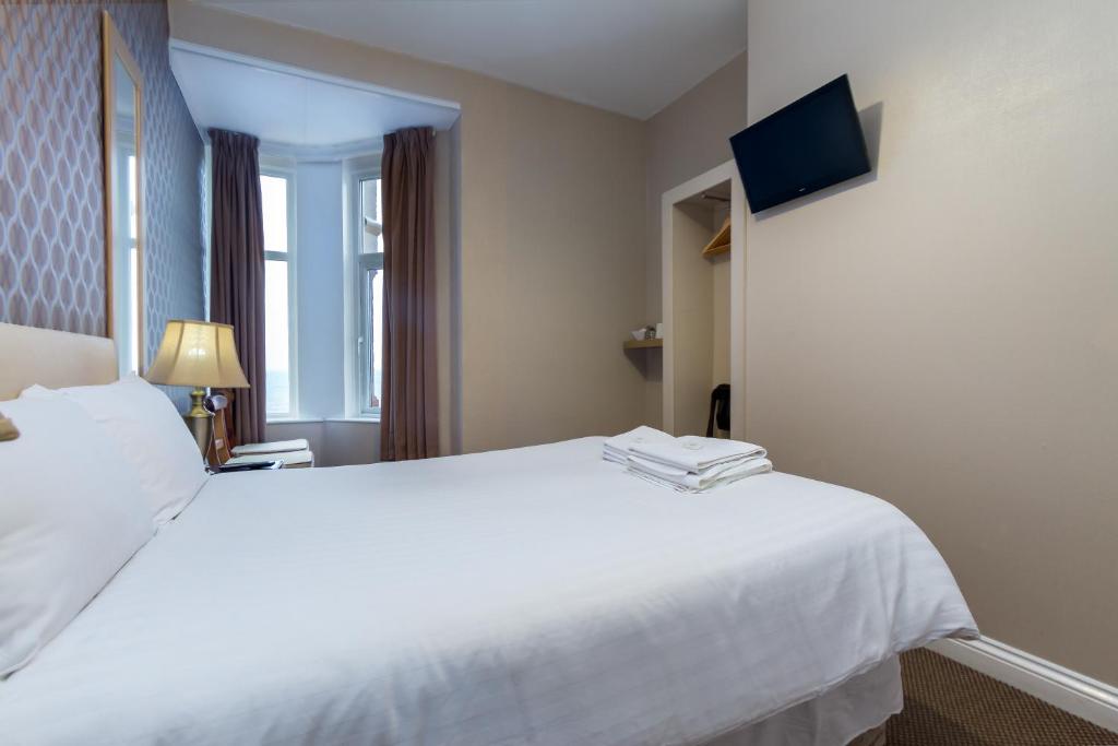 Maples Hotel - Resim 34