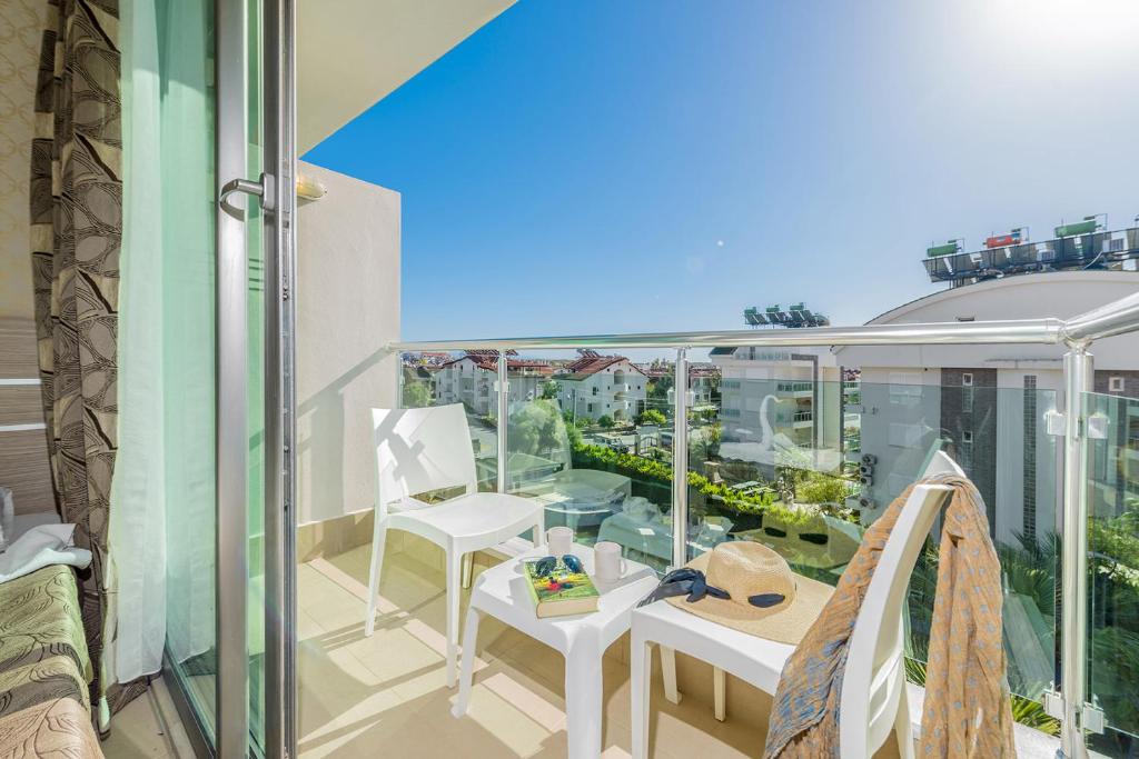 Balkón nebo terasa v ubytování Side Löwe Hotel