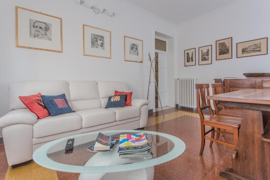 Khu vực ghế ngồi tại Ca Paola Lido di Venezia