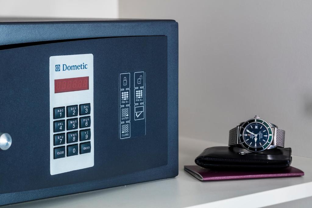 The Queens Gate Hotel