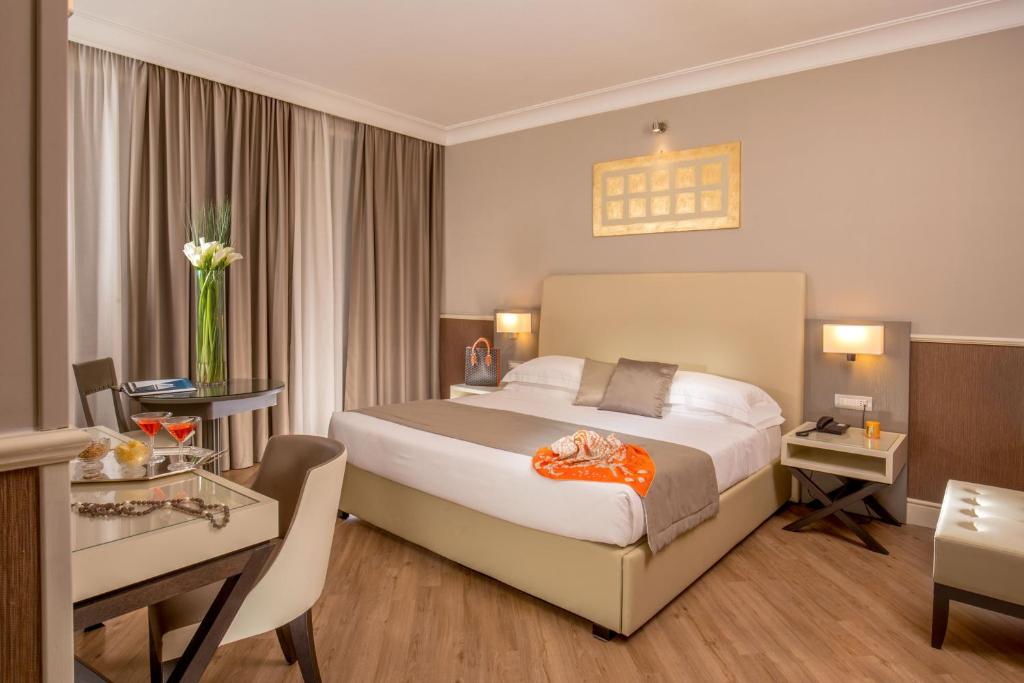 Ludovisi Palace Hotel - Resim 21