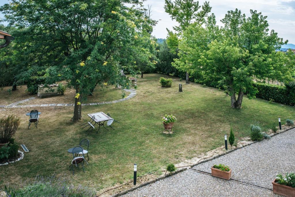A garden outside Agriturismo Spazzavento