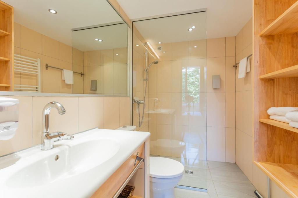 Koupelna v ubytování L'Auberge du Cèdre