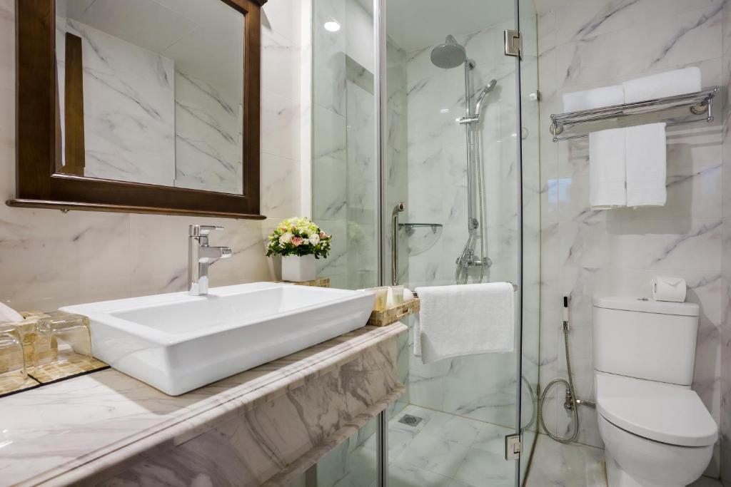 Koupelna v ubytování Maro Hotel