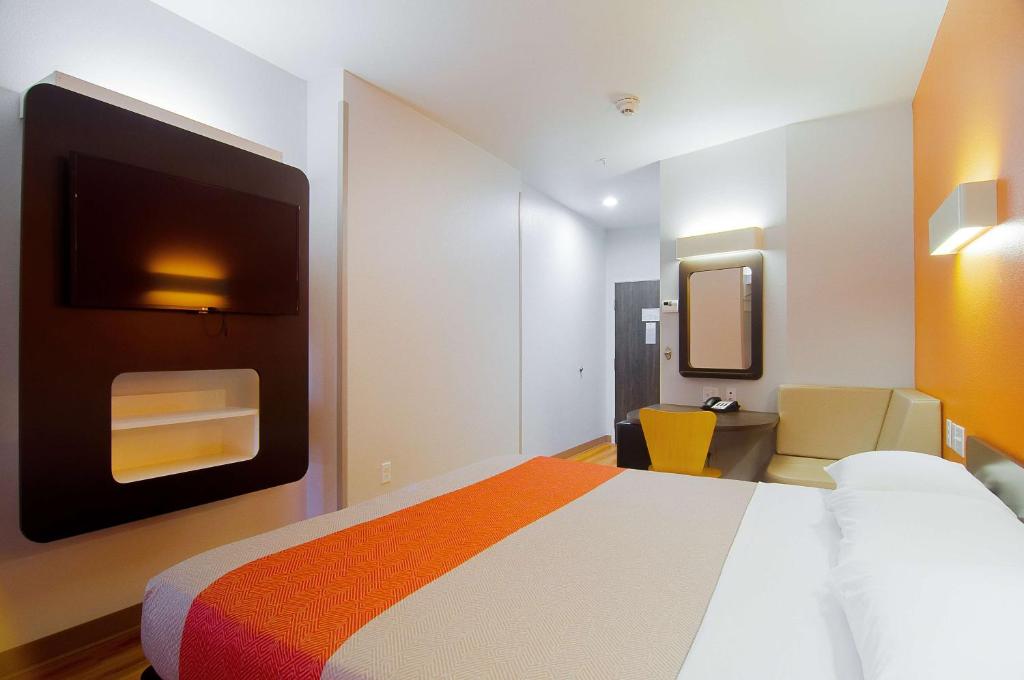 Motel 6-Midland, TX - 豪华特大号床间 - 禁烟