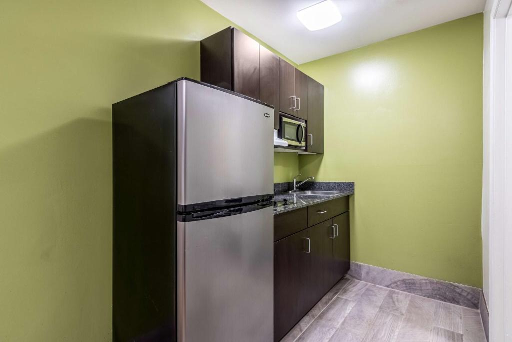 Studio 6-Savannah, GA - Viervoudige Kamer - Toegang Tot Handicaps