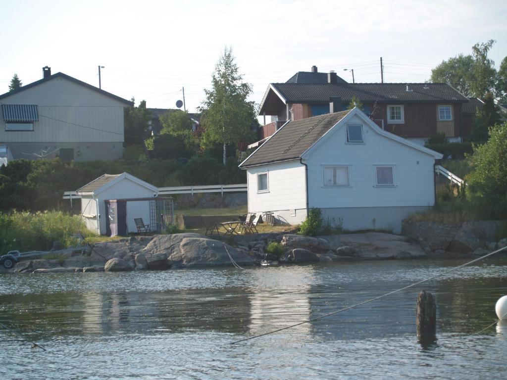 Het gebouw waarin het vakantiehuis zich bevindt